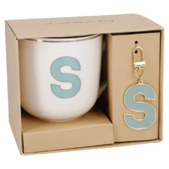 Becher Buchstabe mit Schlüsselanhänger, S/grün, 450 ml